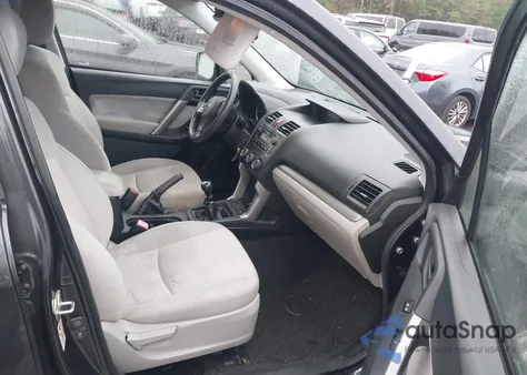 2014 Subaru Forester 2.5I Premium z USA, uszkodzony, nr VIN JF2SJACC3EG448489